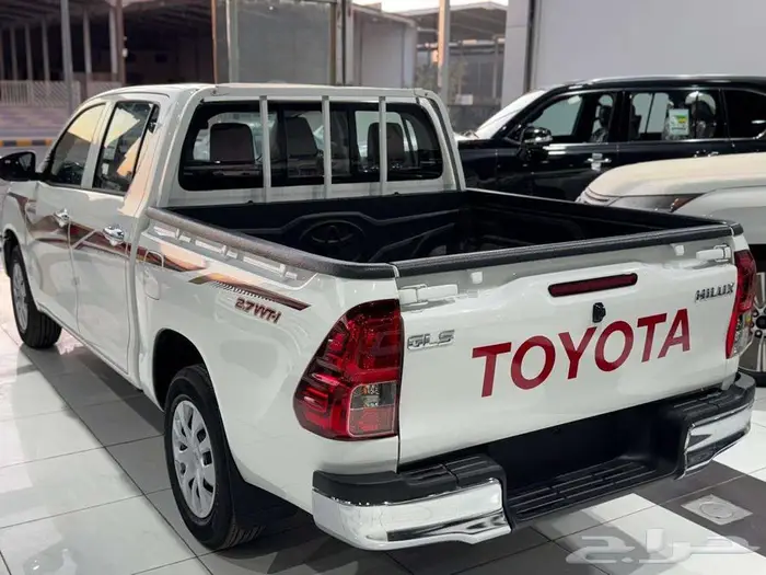 هايلوكس غمارتين GLS اتوماتيك بنزين 2025 3