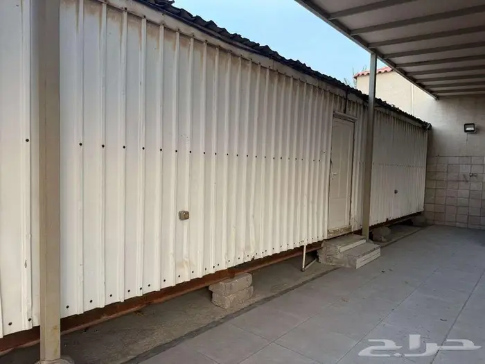 بيت برتبل يتكون من غرفتين وحمام ومطبخ 2
