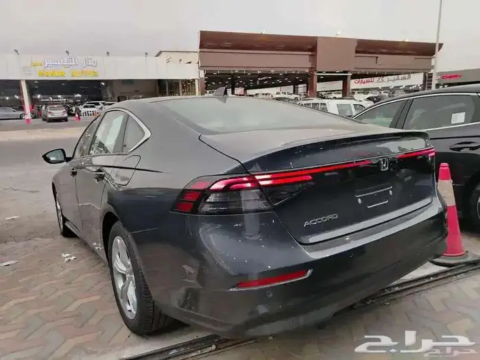 هوندا اكورد ( LX ستاندر ) موديل 2025 اوتو 1 7