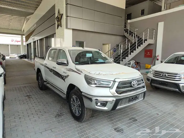 تويوتا هايلوكس غمارتين S-GLX 4 4 اوتوماتيك بنزين 2025 0
