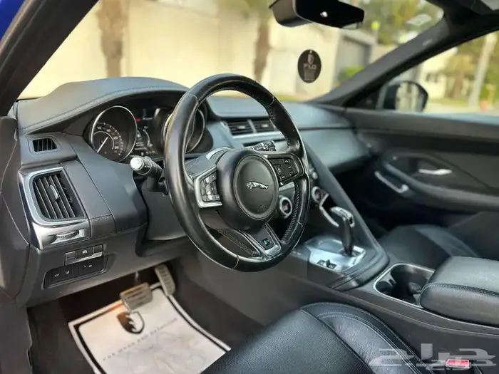 جاكور E Pace 2018 5