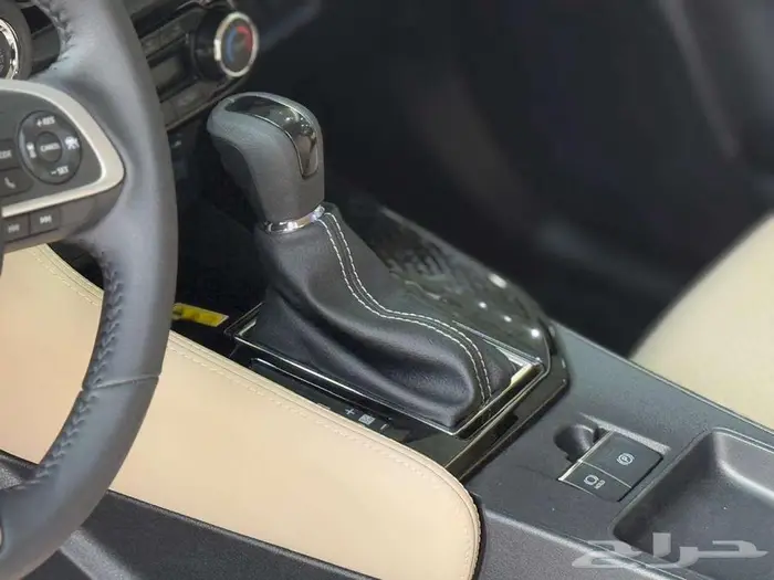 تويوتا يارس YX موديل 2026 كيشها وقسطها مع اليوم الوطني 11