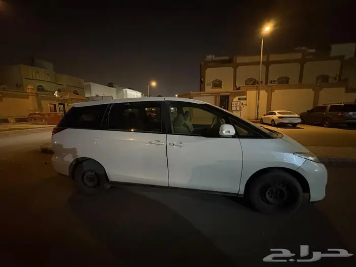 بريفيا 2015 تويوتا 1