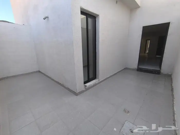 فيلا فاخرة للبيع بمخطط السعيد 12