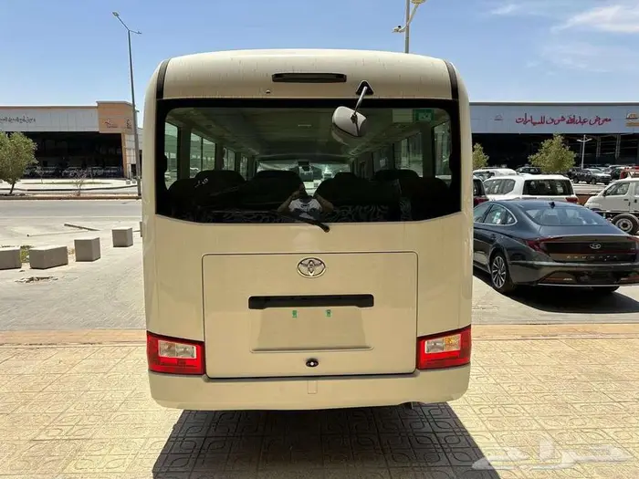تويوتا كوستر 23 راكب بنزين 2025 كاش و اقساط 3