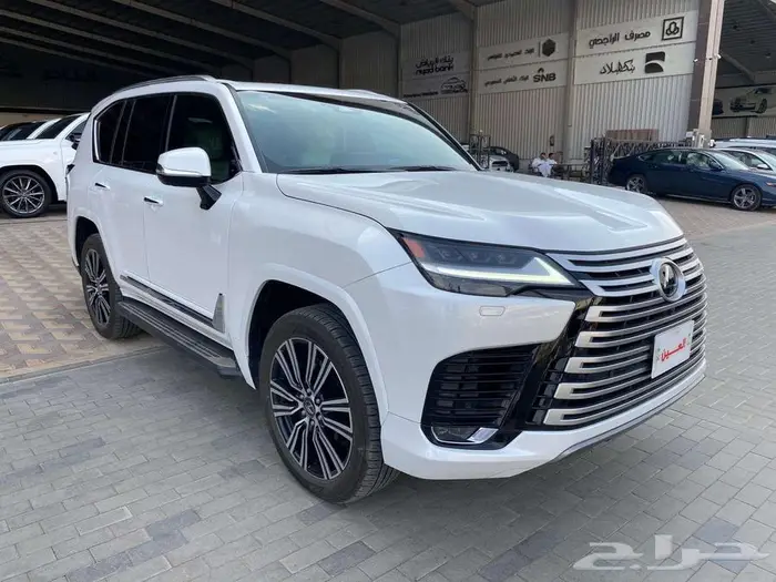 لكزس LX600BB موديل 2025 سعودي عداد 8 الاف كم 2