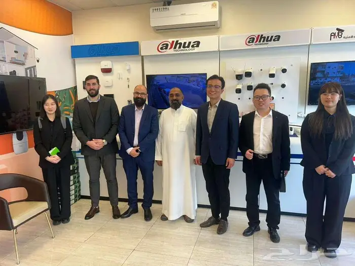 فنيين محترفين كاميرات و اجهزة امني 0