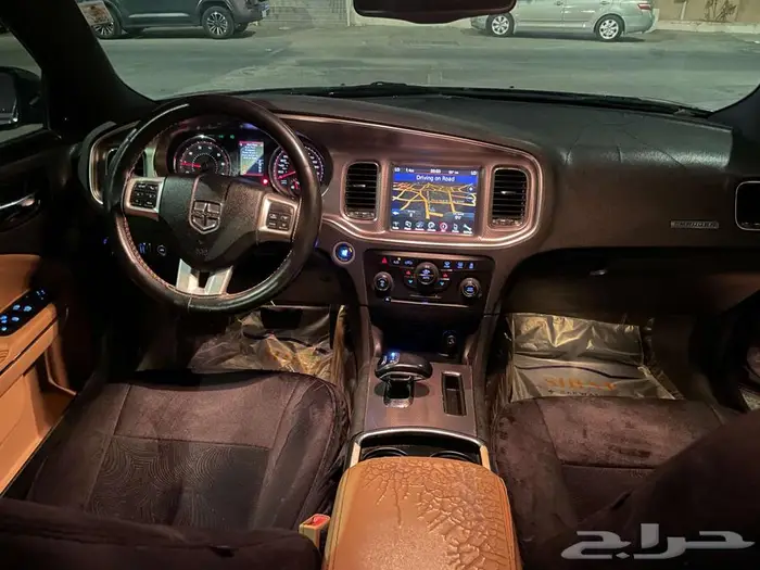 دودج تشارجر SXT 2012 فل كامل المالك الأول بحالة الوكالة 2