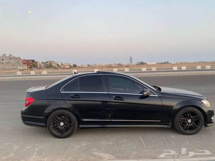 للبيع سي 200 c 2013 8
