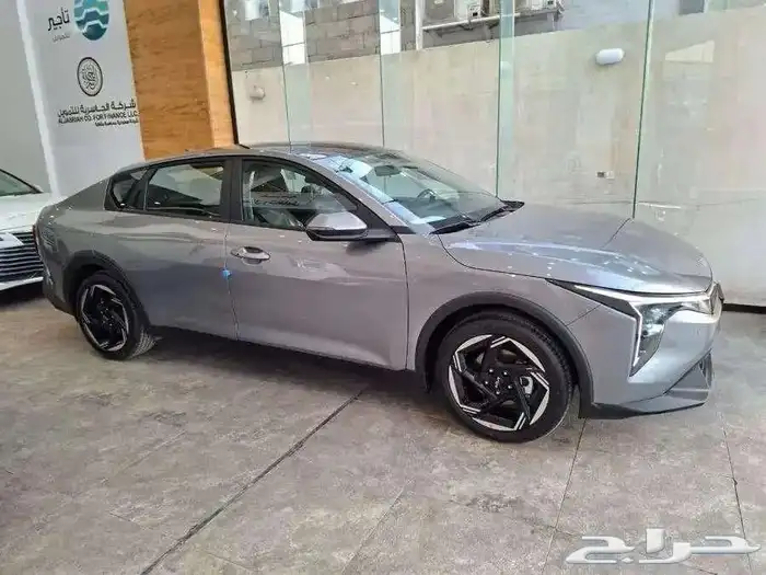 كيا K4 نص فل بنزين 2026 سعودي 10