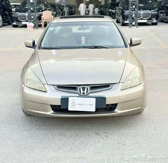 اكورد مديل 2004 0