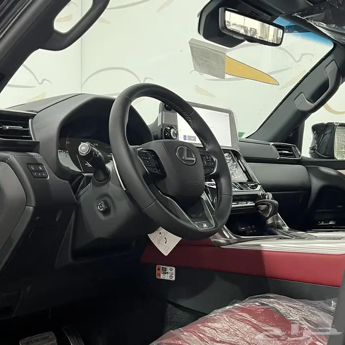 لكزس LX600 F-SPORT بنزين 2025 عرض فقط ب 608 الف ريال 8