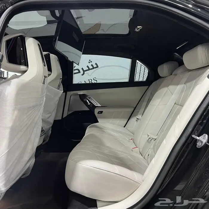 بي ام دبليو 735i بنزين خليجي موديل 2026 4