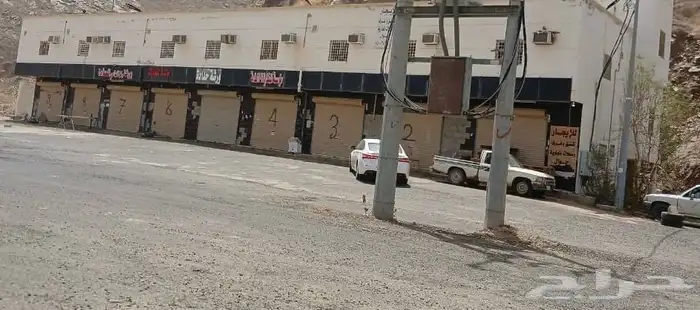 محلات و مستودعات و شقق وغرف للإيجار بمحافظة المخواه 4