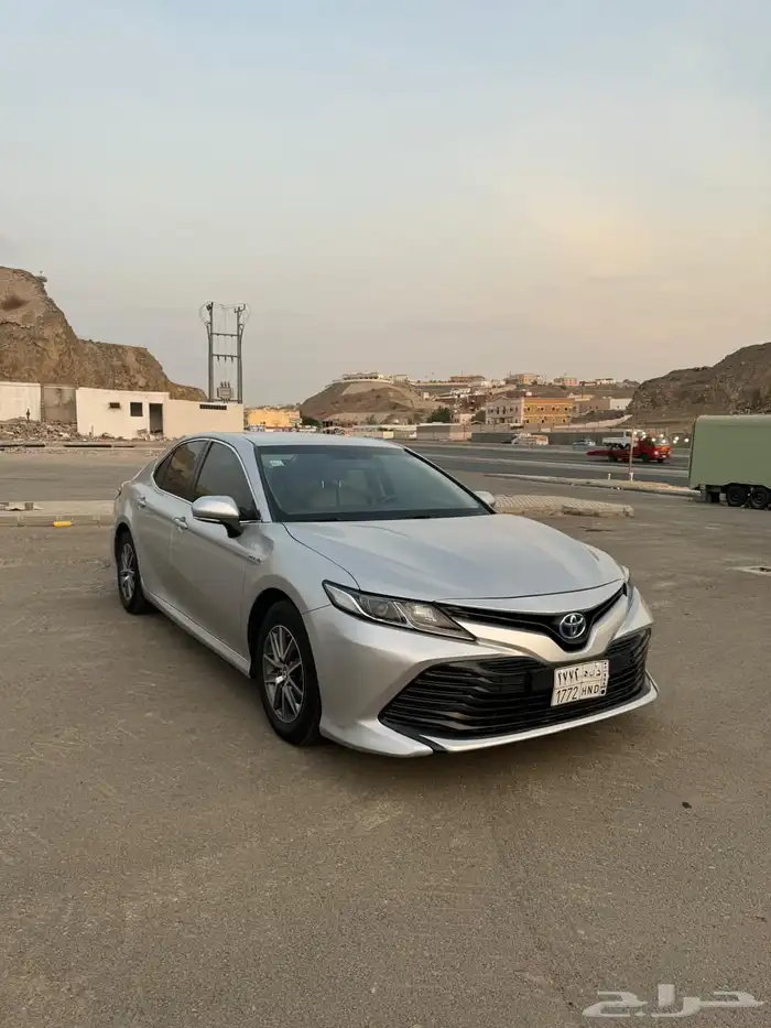 كامري LE هايبرد 2020 1