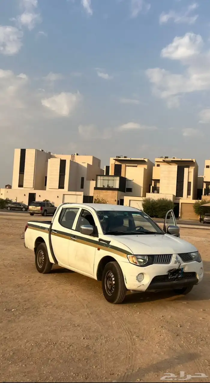 ميتسوبيشي L200 0