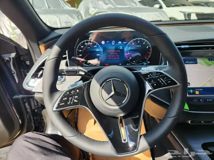 مرسيدس E200 اصفار استيراد من كوريا 17