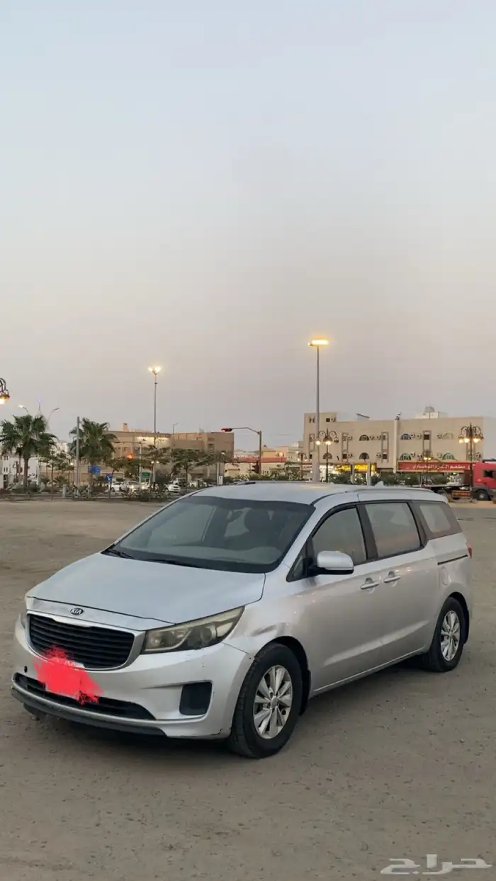 كيا كانيفال 2015 0