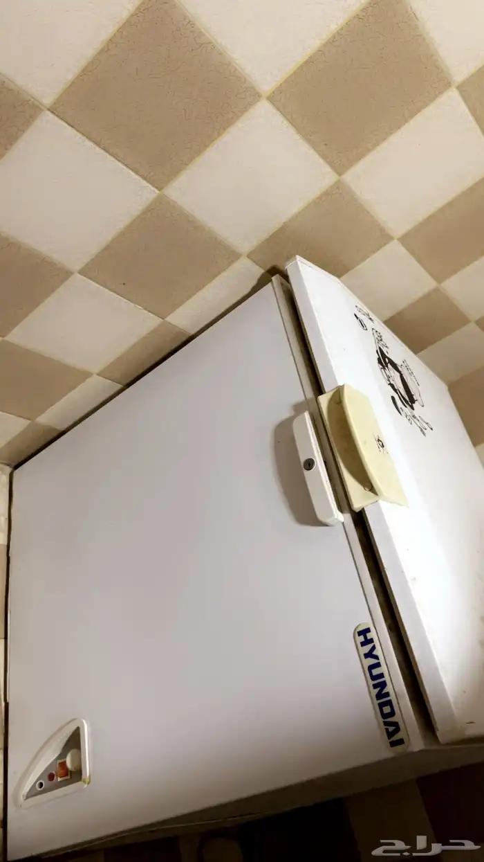 ثلاجه كبيره. وصغيره. 1
