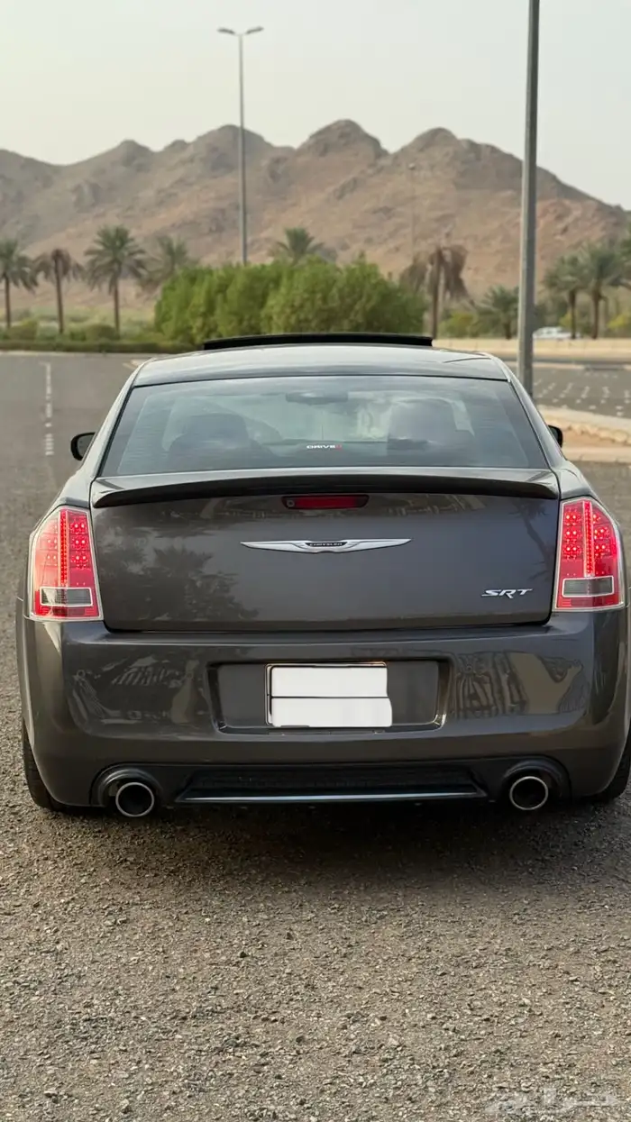 كرايزلر SRT 2014 مخزن 4