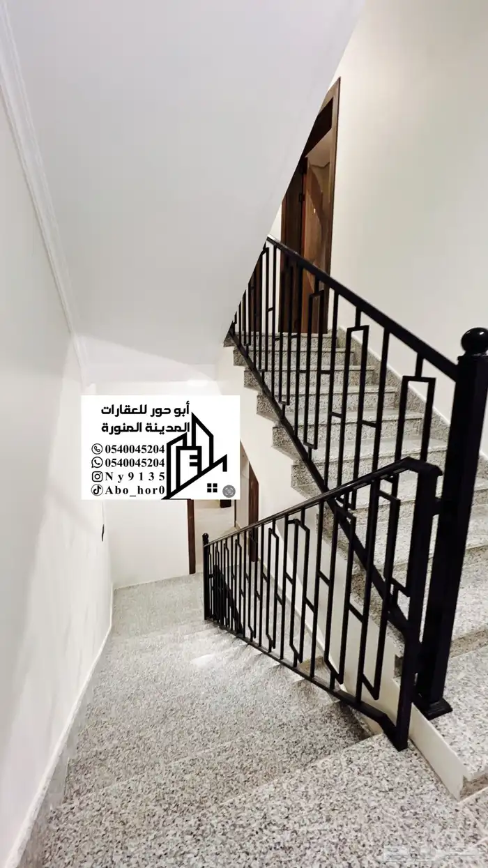 للبيع عماره سكنيه دورين كل دور شقه شرق مخطط البدراني 11