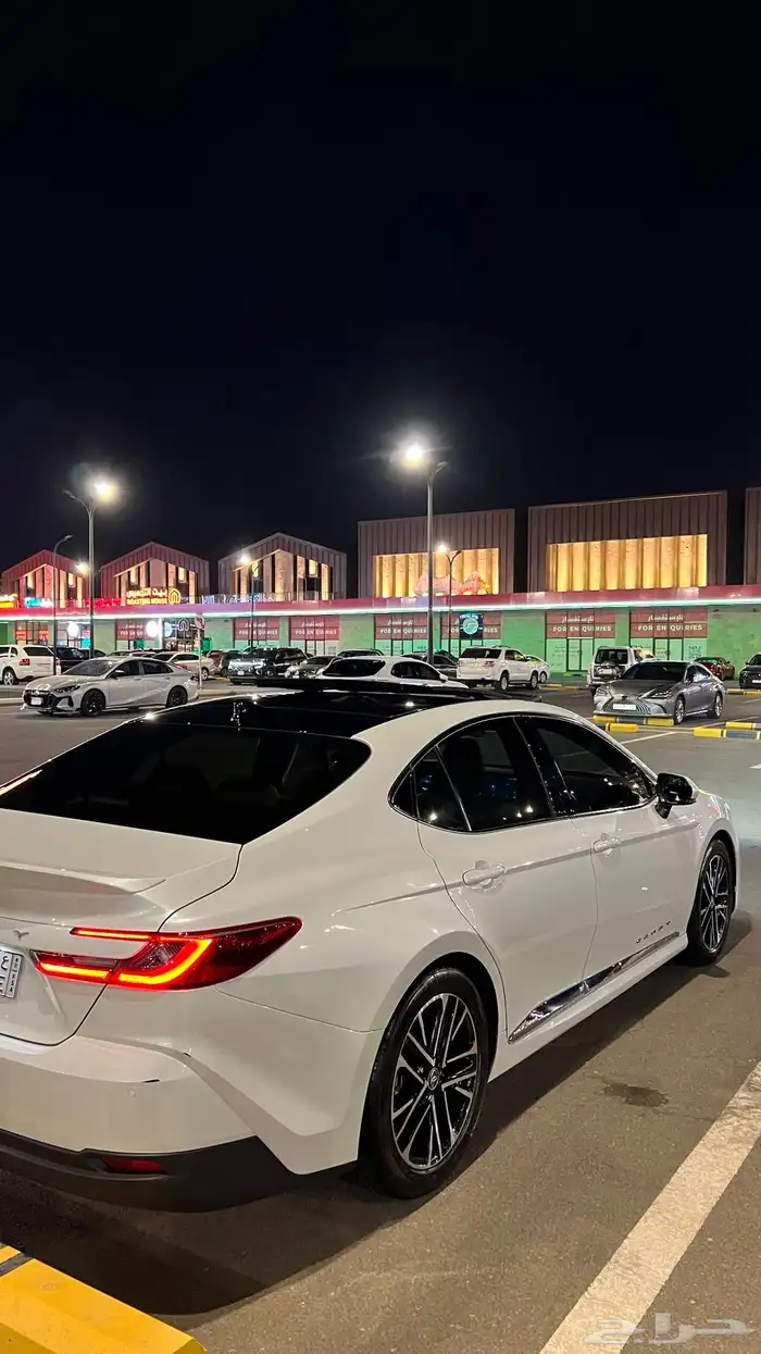 كامري قراندي 2025 فل ال فل في البنزين 5