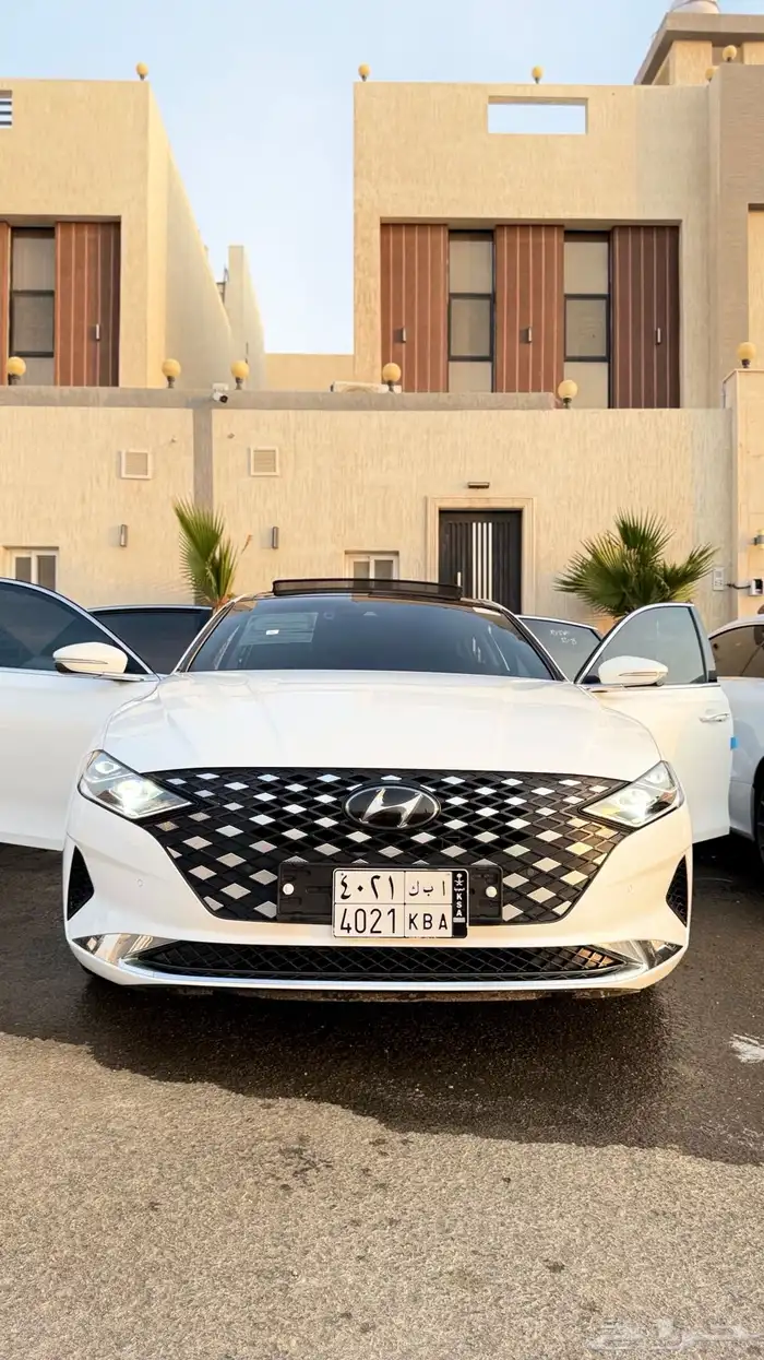 ازيرا بانوراما فل كامل رادار بنزين بطاقة جمركيه وكاله 3