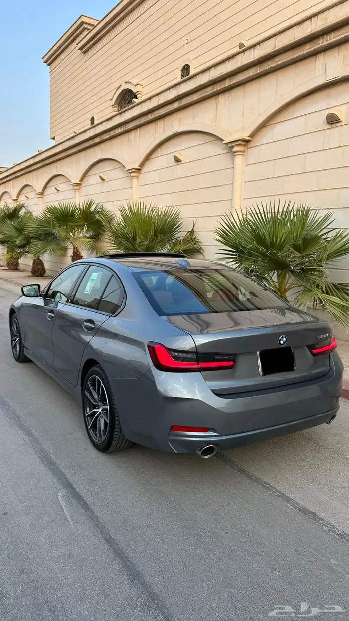 بي ام 320 موديل 2024 7