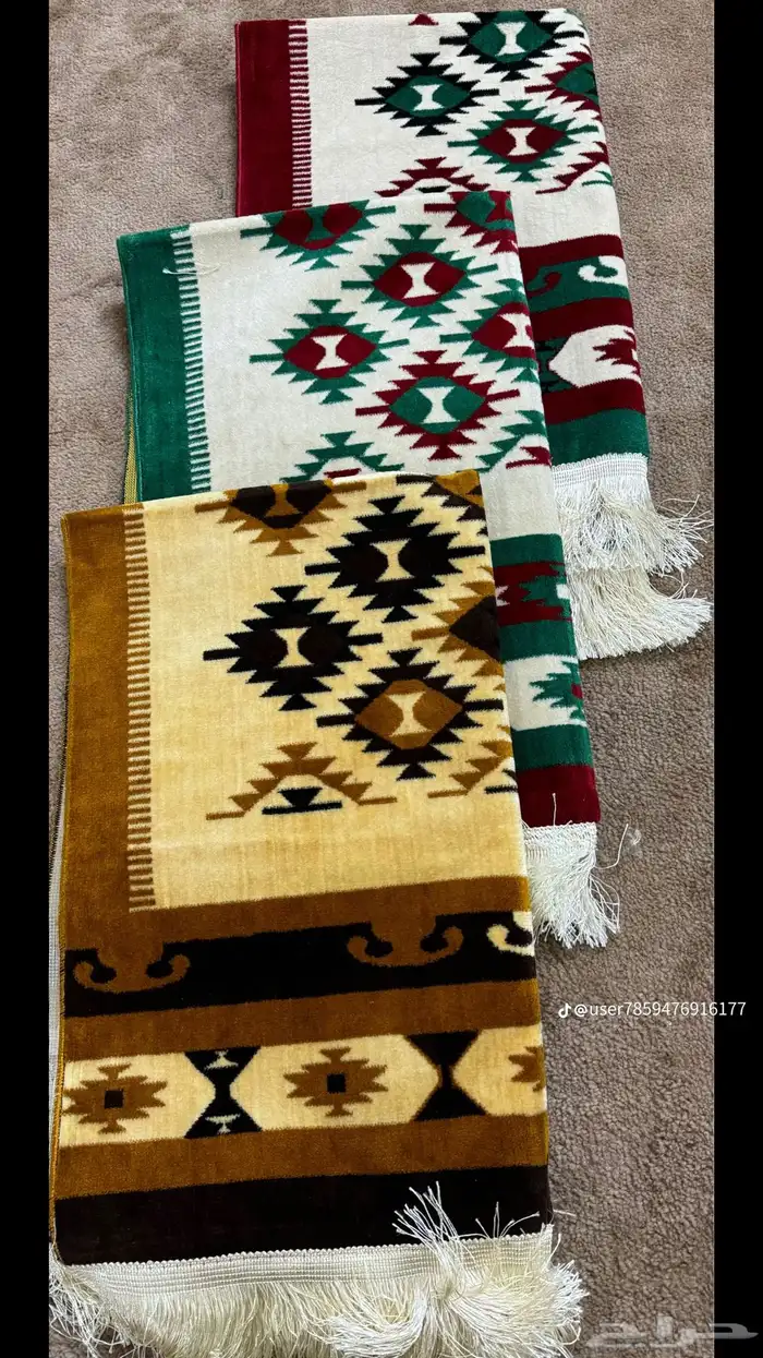 سجادت و في عرض ب منسبت اليوم الوطني 9