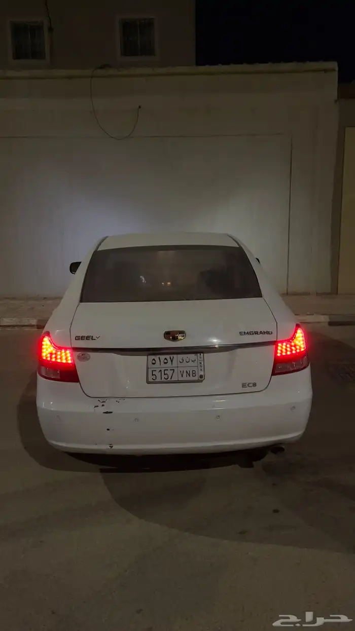 جيلي EC8 4