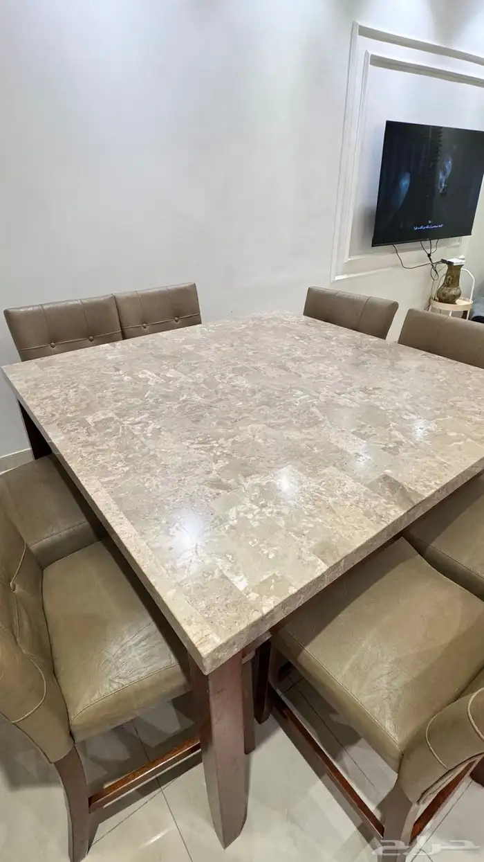 طاولة طعام 3