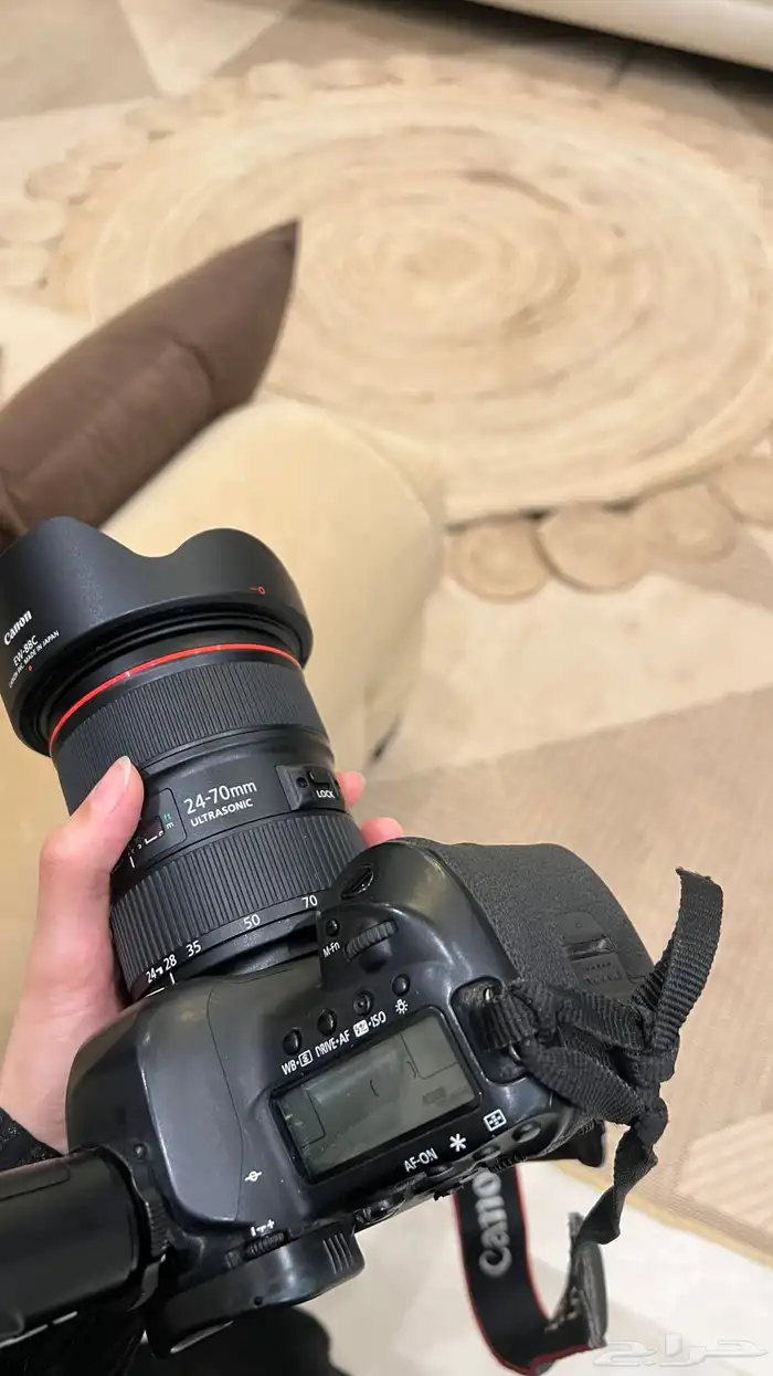 كاميرا كانون 5D mark 2 0