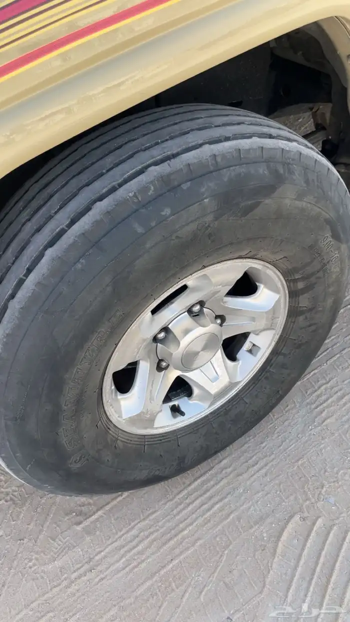 للبيع جنوط شاص وكفرات بالون 0