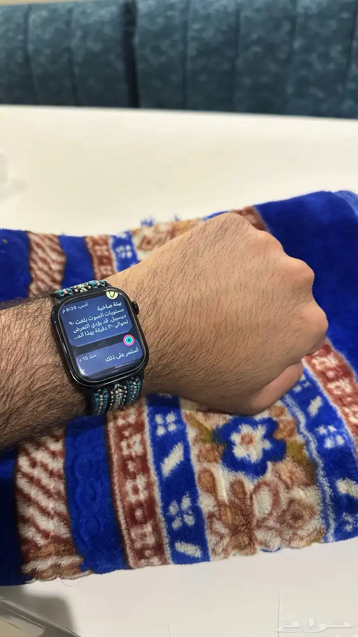 ساعه ابل الجيل العاشر 0