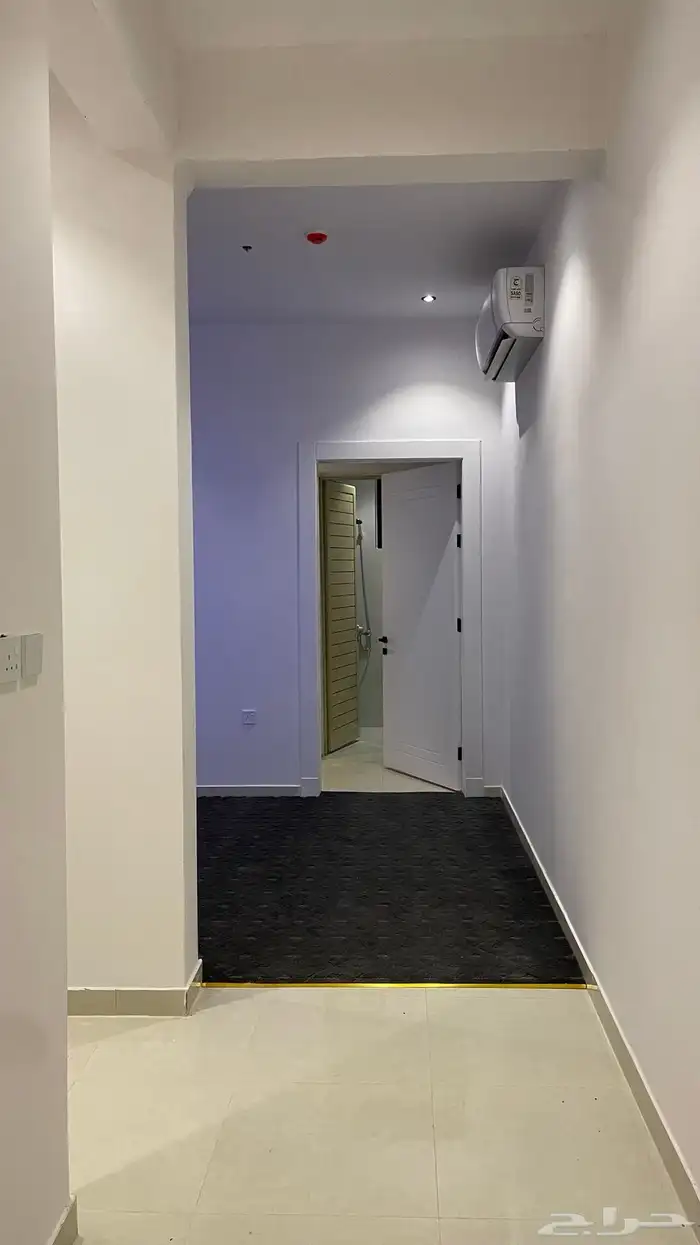 شقق عزاب للايجار ب حي البيان 3