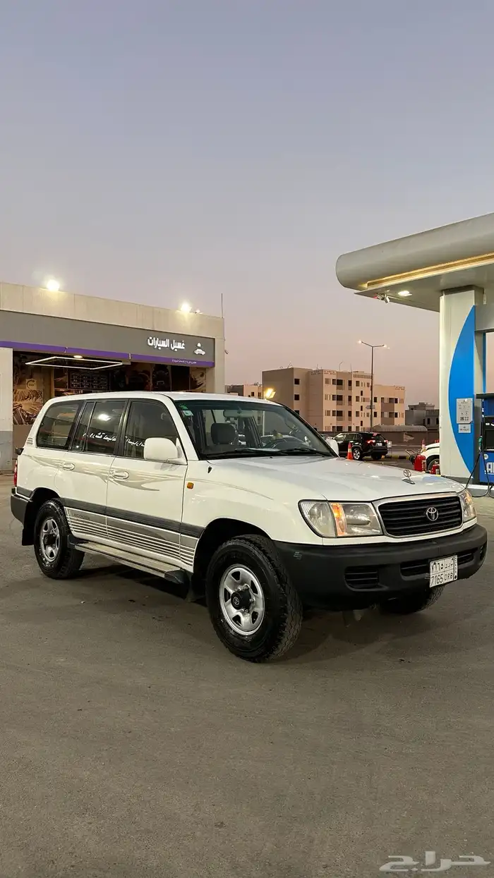لاندكروزر 2002نظيف 1
