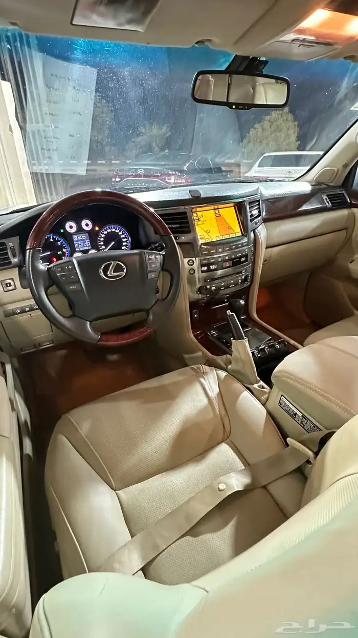 جيب لكزس 2011 LX570 6