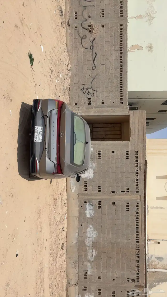للبيع انترا 2022 3