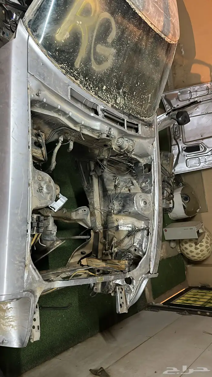 قطع غيار زد 280 يوجد قير ومكينة بلد 8