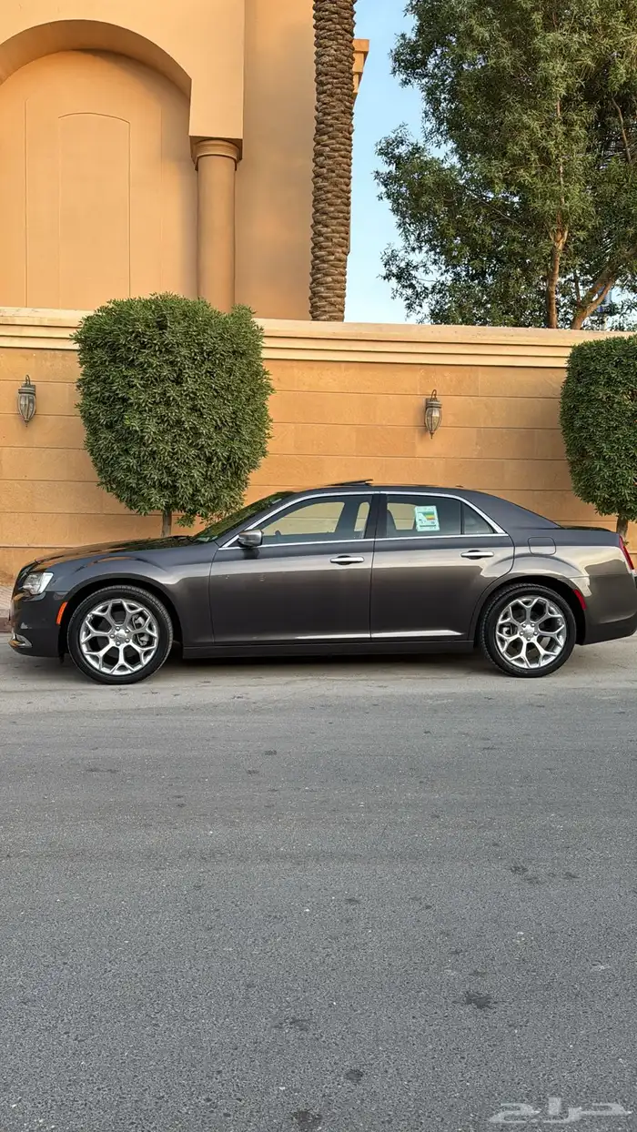 كرايسلر اكزكتيف فل كامل 8V 2