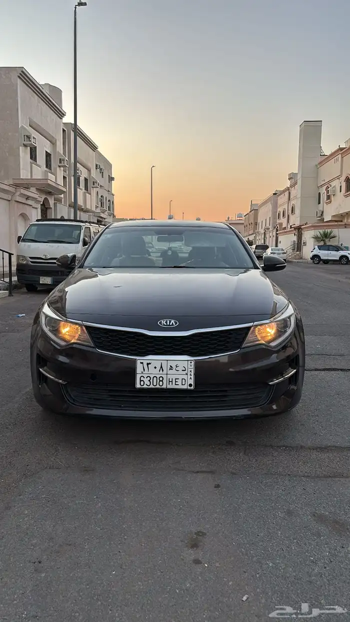 كيا اوبتيما 2018 نظيف 2