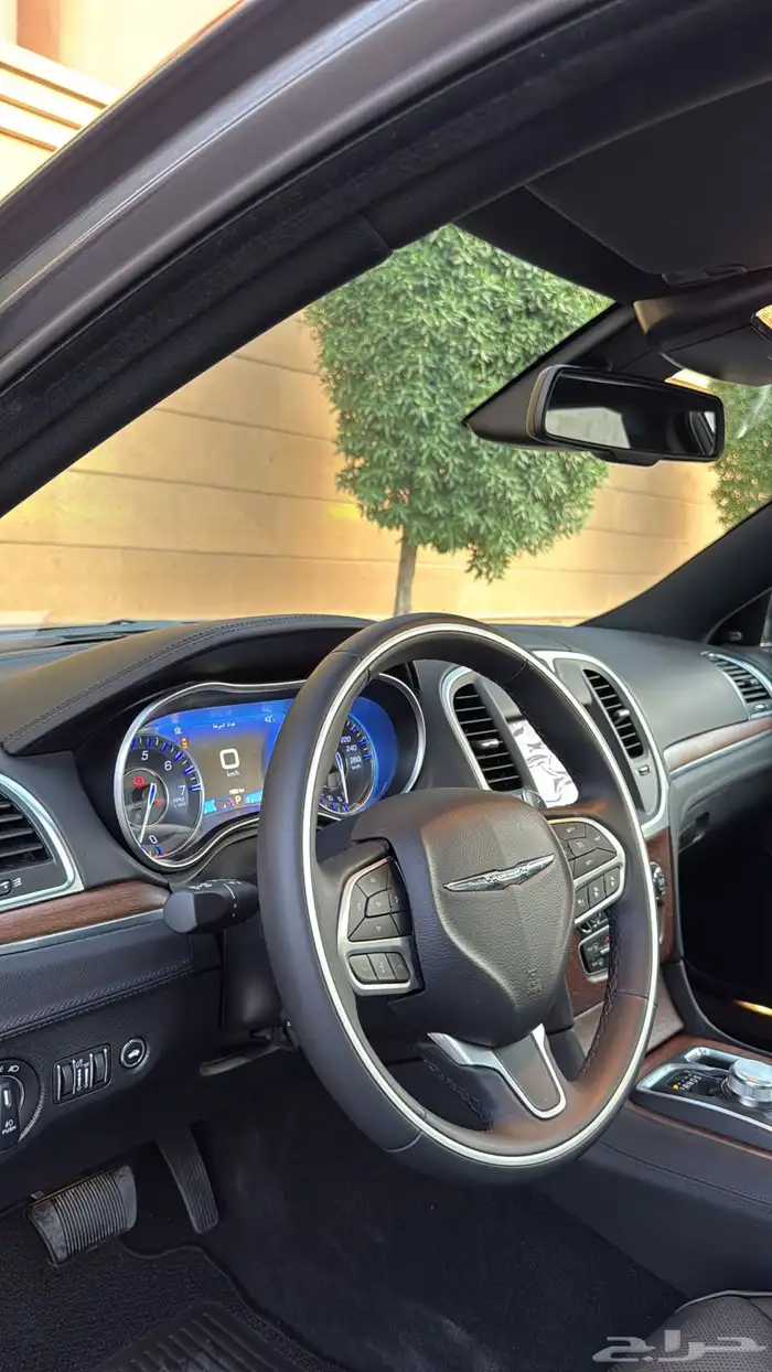 كرايسلر اكزكتيف فل كامل 8V 22