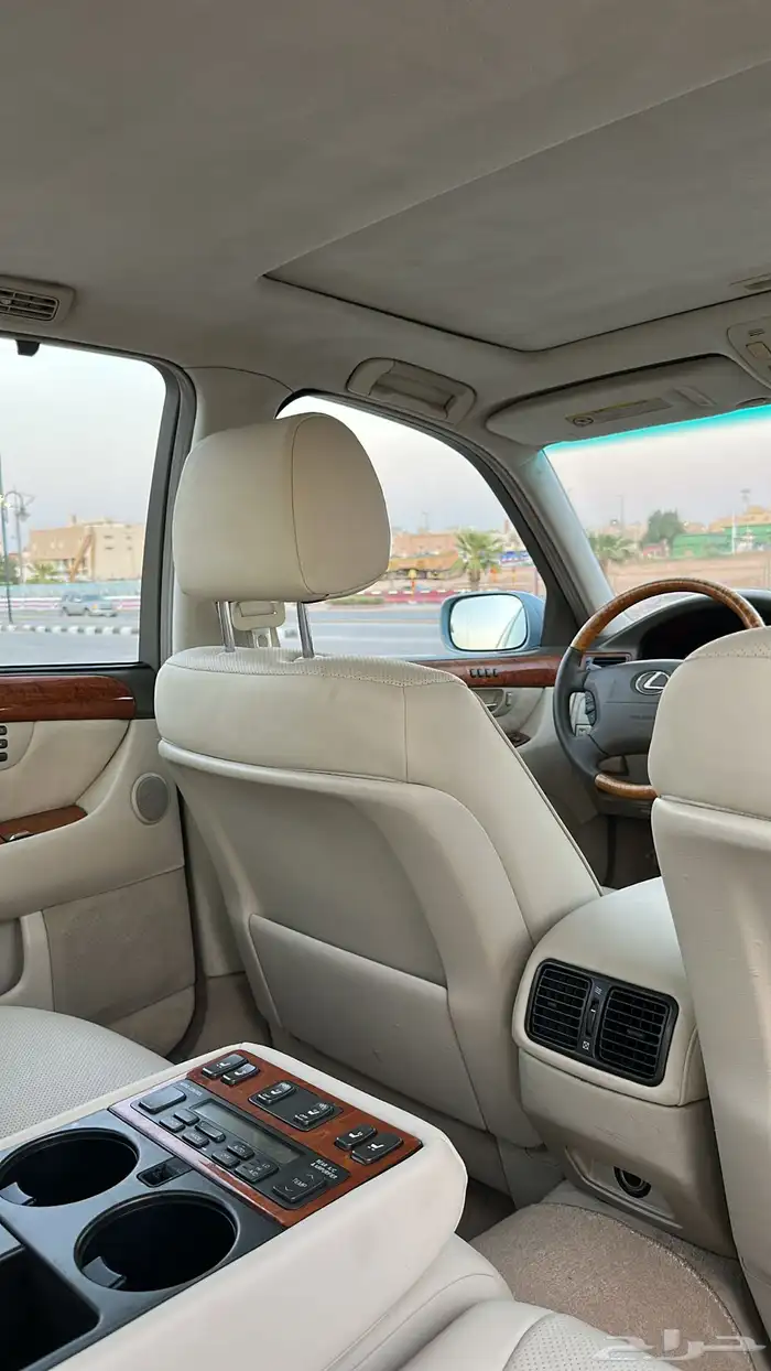 لكزس LS 2003 17