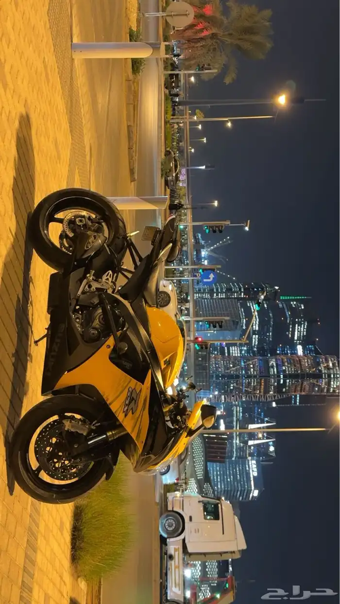 دباب ريس سوزوكي 750 2012 ممشى 40-50 k 0