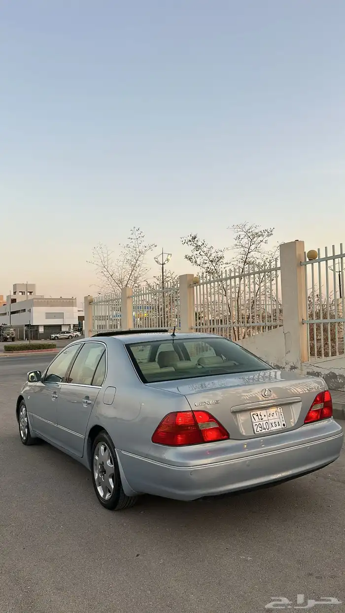 لكزس LS 2003 8