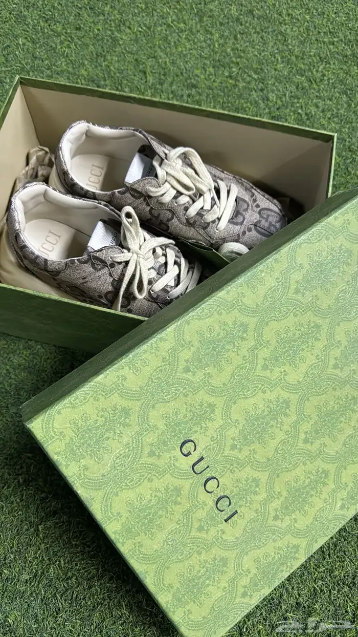 جزمة قوتشي طبق الاصل 4