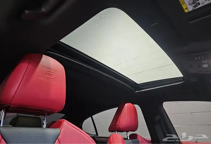 ارخص 2024 ليكزس ES300h - F Sport بحالة استثنائية وسعر مميز 13