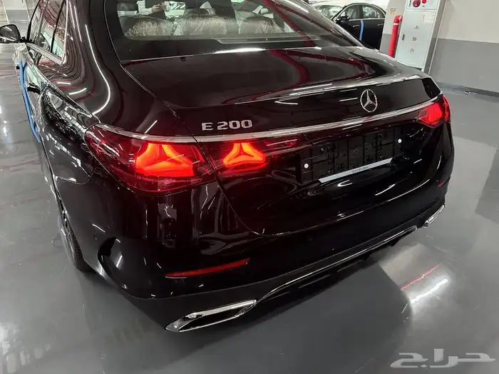 مرسيدس E200 موديل 2026 اصفار فل كامل 3