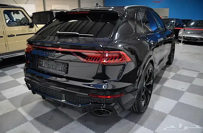 Audi RS Q8 2021 5