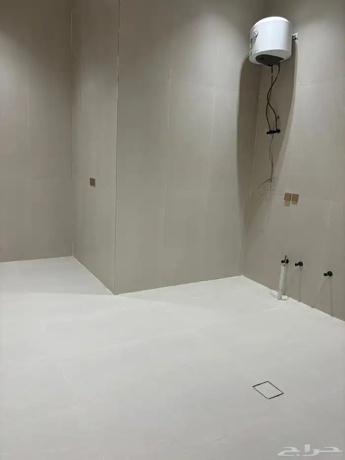 اداورمميزه للبيع في حي السعاده 6